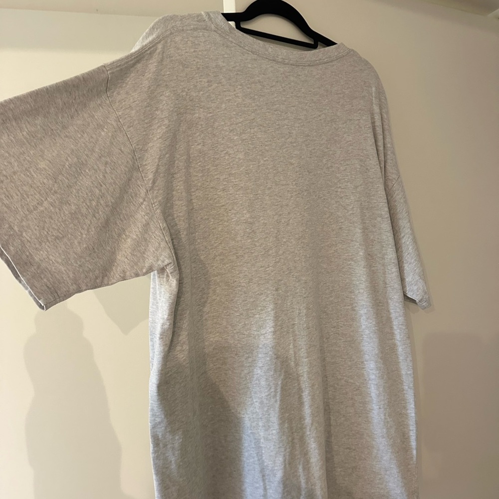 Balenciaga Light Gray Logo Short-Sleeve Tee - Picture 4 of 5